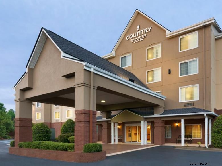 Country Inn &Suites by Radisson, Buford no Mall of Georgia 