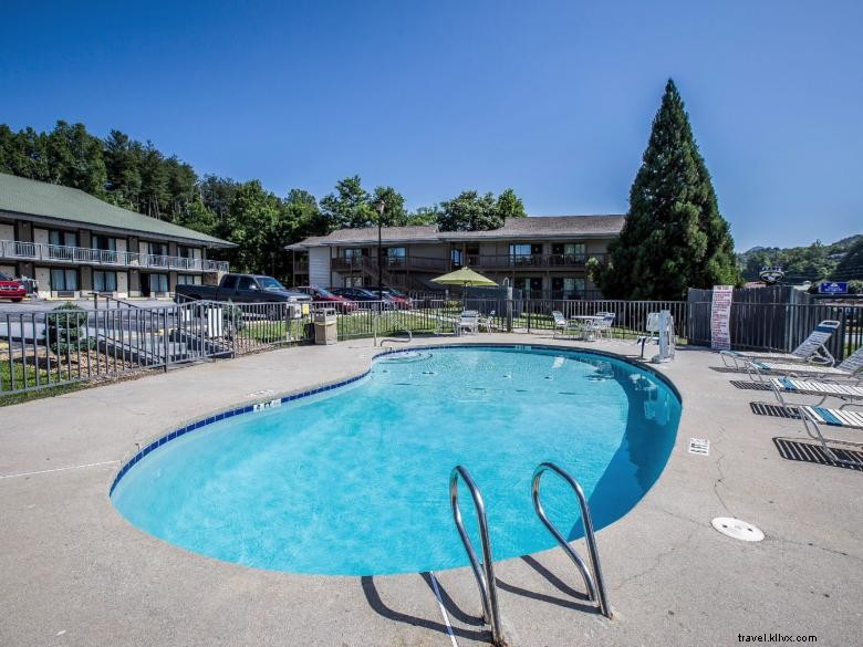 Quality Inn &Suites Mt. Chalet - Clayton 