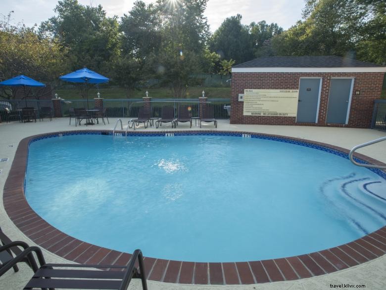 Best Western Plus Lake Lanier Gainesville Hotel &Suites 