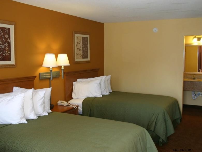 Quality Inn &Suites - Cartersville 