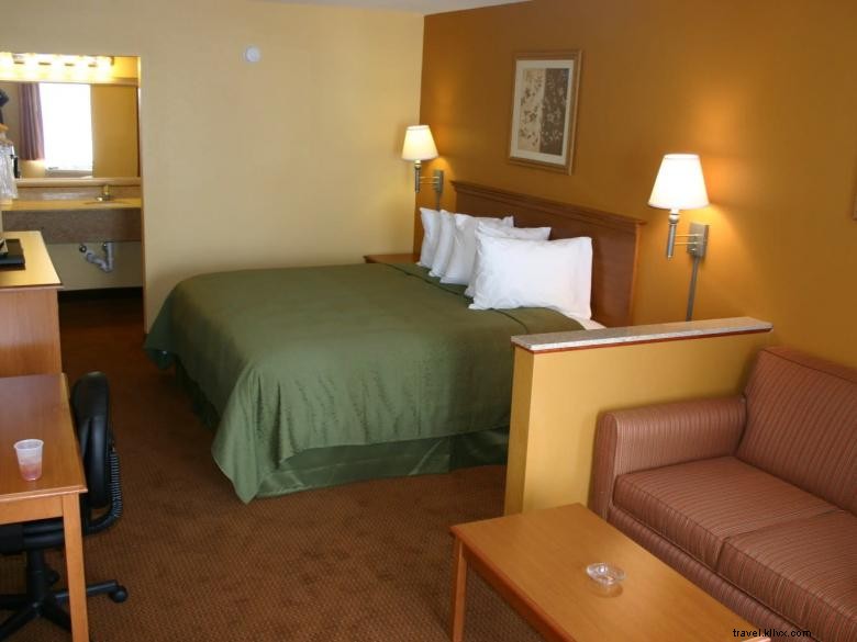 Quality Inn &Suites - Cartersville 