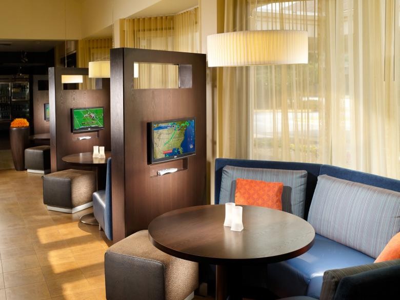 Courtyard by Marriott Atlanta Airport South/Sullivan Road 