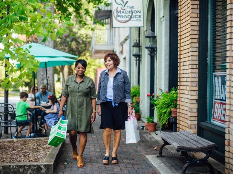 Tienda, Sorbo, y pasear los sábados en Madison 