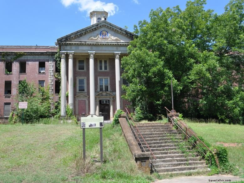 Excursão ao campus do Central State Hospital 