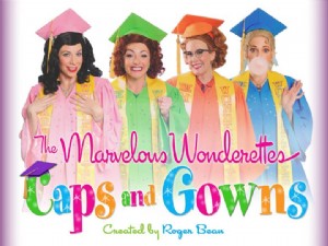 The Marvelous Wonderettes:bonés e vestidos 
