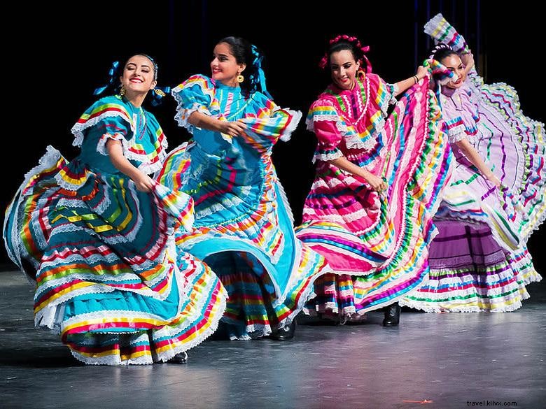 Ballet Folclórico:Comemoração do Cinco de Mayo 