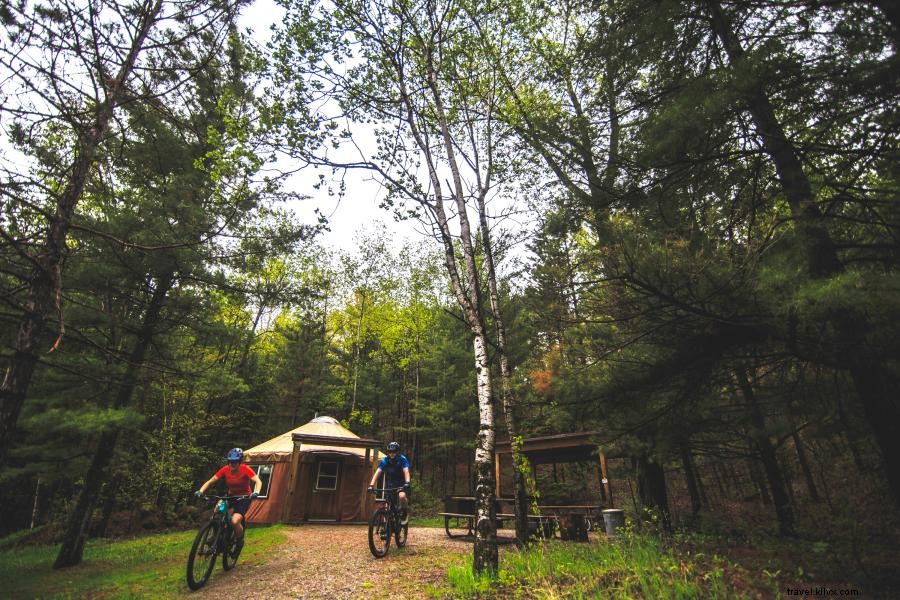 Faites du camping en yourte dans le Minnesota 