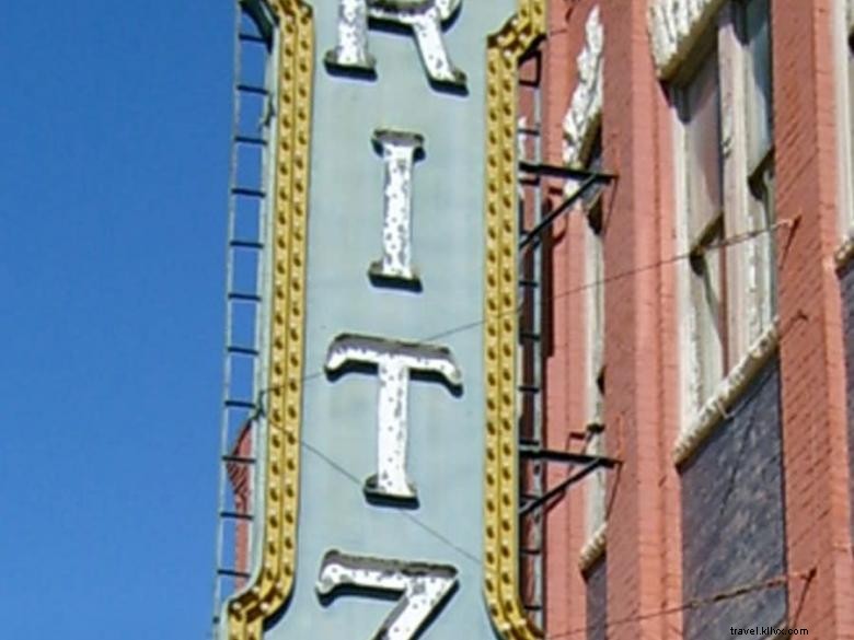 歴史的なリッツ劇場 
