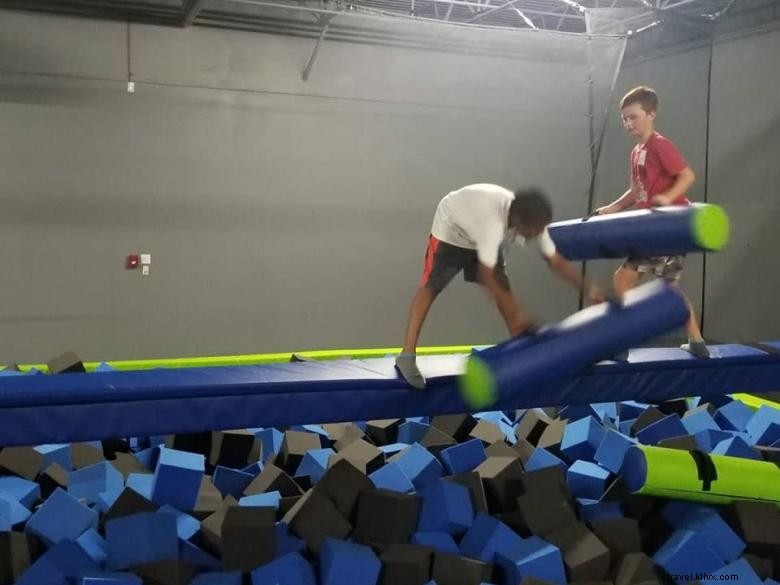 Parque de trampolín interior Gravity 