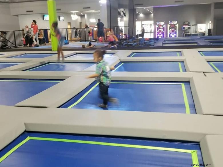 Gravity Indoor Trampoline Park 