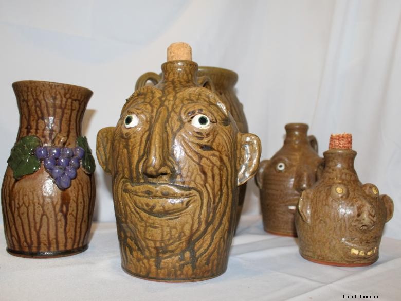 Musée de la poterie folklorique du nord-est de la Géorgie 