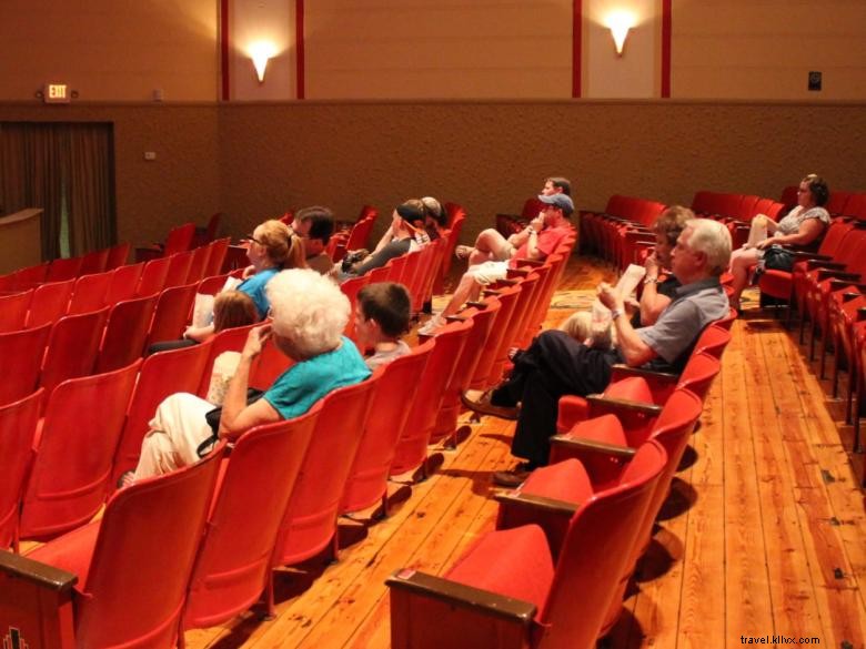 Teatro histórico Ritz no Centro Schaefer 