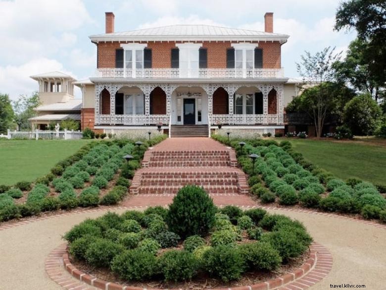 Ware-Lyndon Historic House Museum 