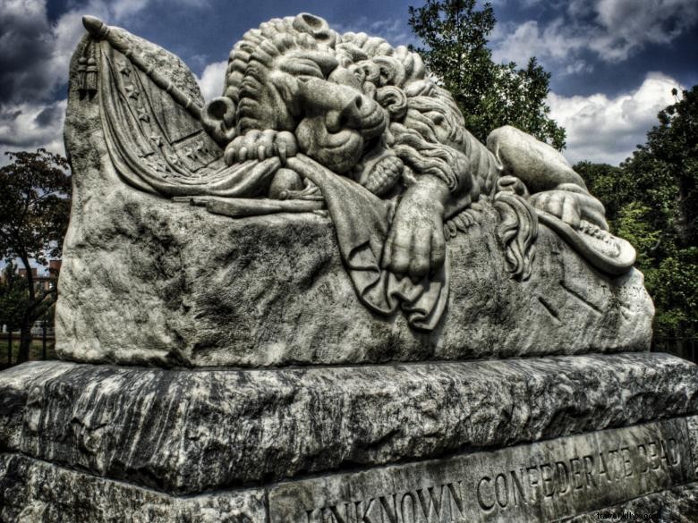 歴史的なオークランド墓地 