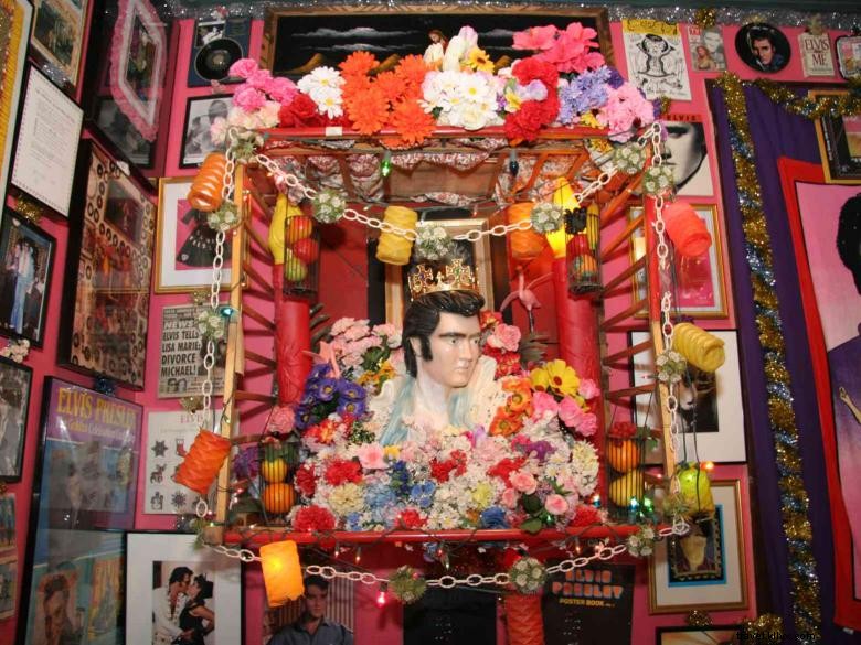 Rumah Kos Loudermilk &Museum Segalanya Elvis 