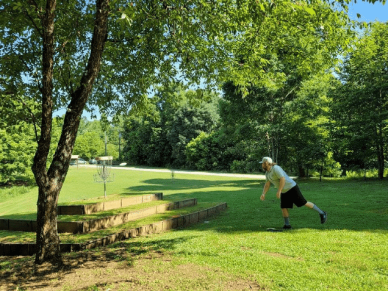 Bomb Squad Disc Golf en North Georgia Canopy Tours 