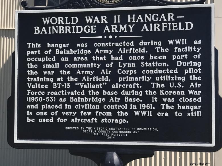 Hanger della seconda guerra mondiale dell aeroporto della contea di Decatur 