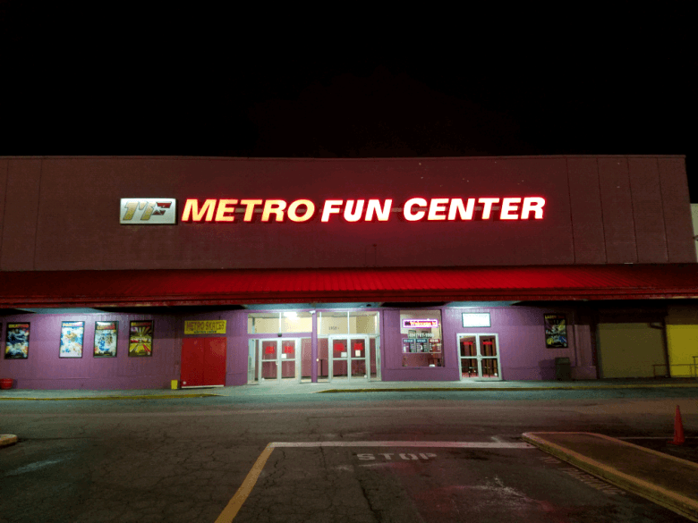 Centro de diversión familiar Metro 