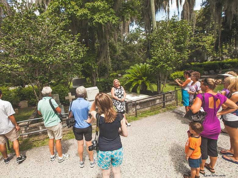 Visite en tramway de l île coloniale de Saint Simons 