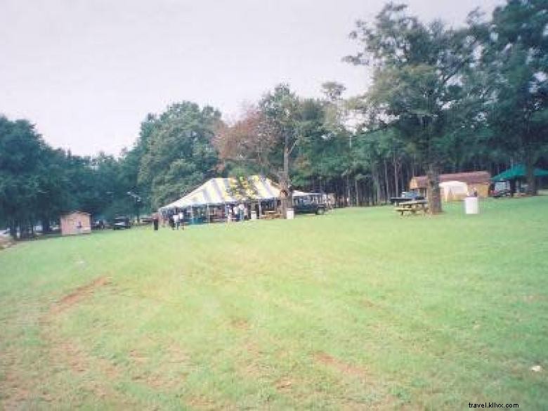 Parque comunitario de la escuela Flint River Farm 