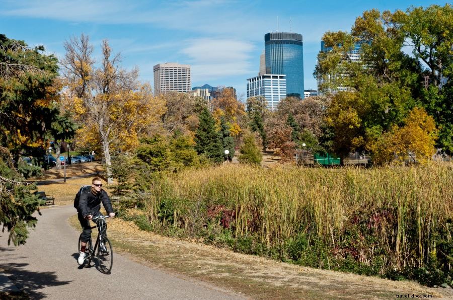 Passez du temps à l extérieur dans les parcs et les lacs des villes jumelles 