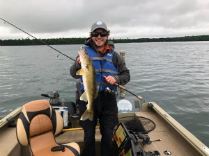 Comment attraper le doré jaune, Poisson de l État du Minnesota 