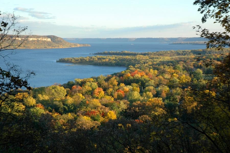 Randonnée vers des points de vue à couper le souffle dans le Bluff Country du Minnesota 