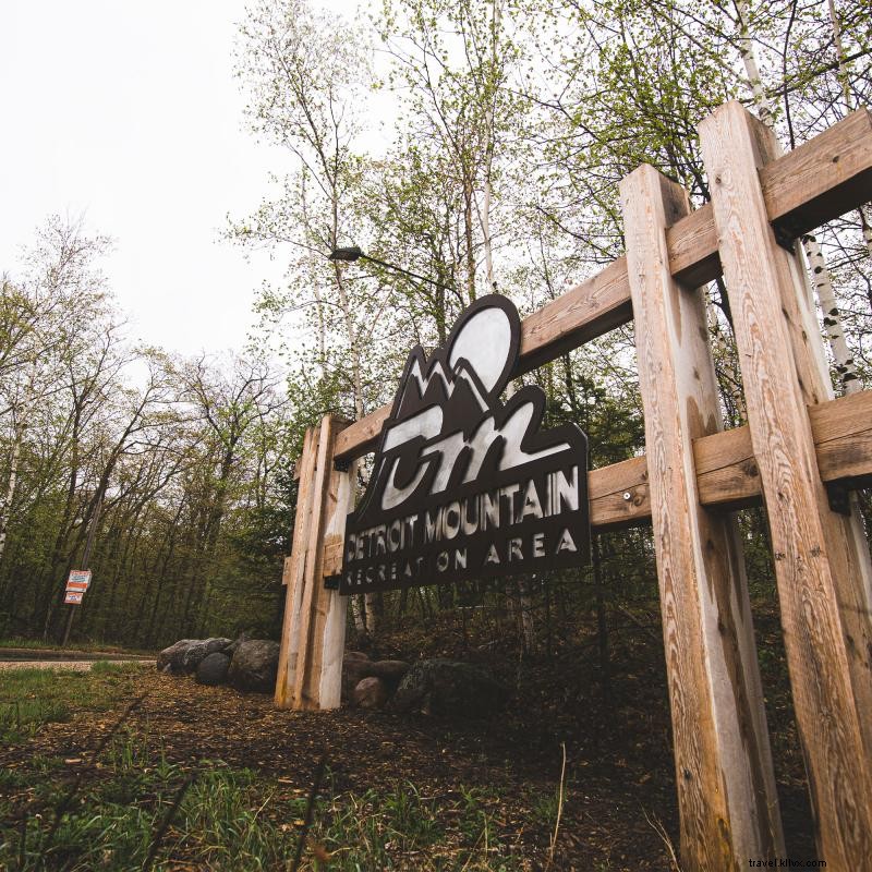 Faça mountain bike em Detroit Lakes e Cuyuna 