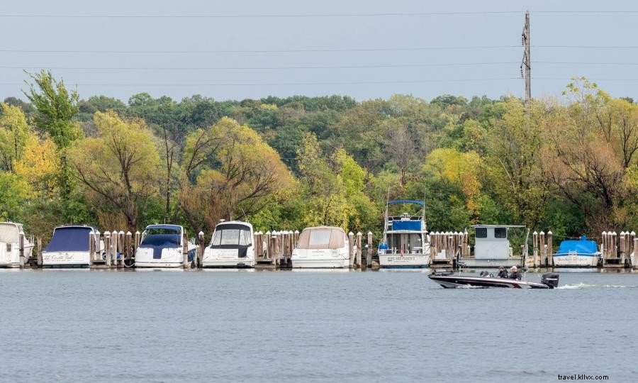 El paseo perfecto en bicicleta de otoño alrededor del lago Minnetonka 