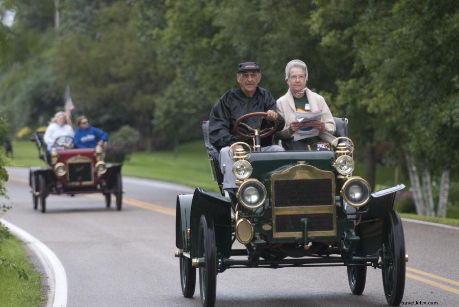 Seu guia para as feiras de automóveis de Minnesota, Roll-ins e cruzeiros 