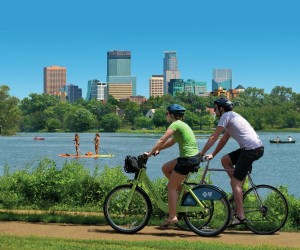 Planeje férias de bicicleta nas cidades gêmeas 