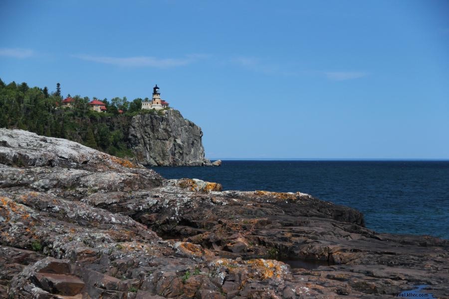 Bersepeda di Gitchi-Gami State Trail di sepanjang Danau Superior 