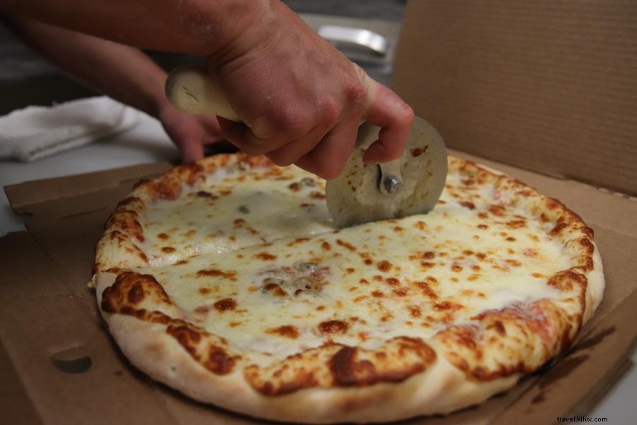 20 lugares para alimentar su antojo de pizza en Minnesota 