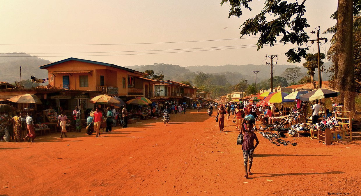 Oltre i diamanti di sangue:Discesa del fiume Moa, Sierra Leone 