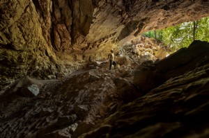 Cueva de la Peña Colorada 