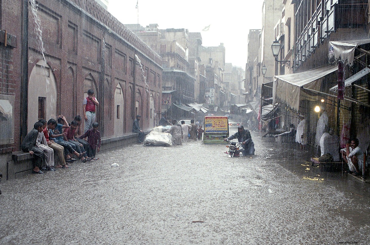 Jugaar di Jalan Raya Karakoram 