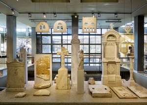 Arte della pietra:Museo dell artigianato del marmo di Tinos 