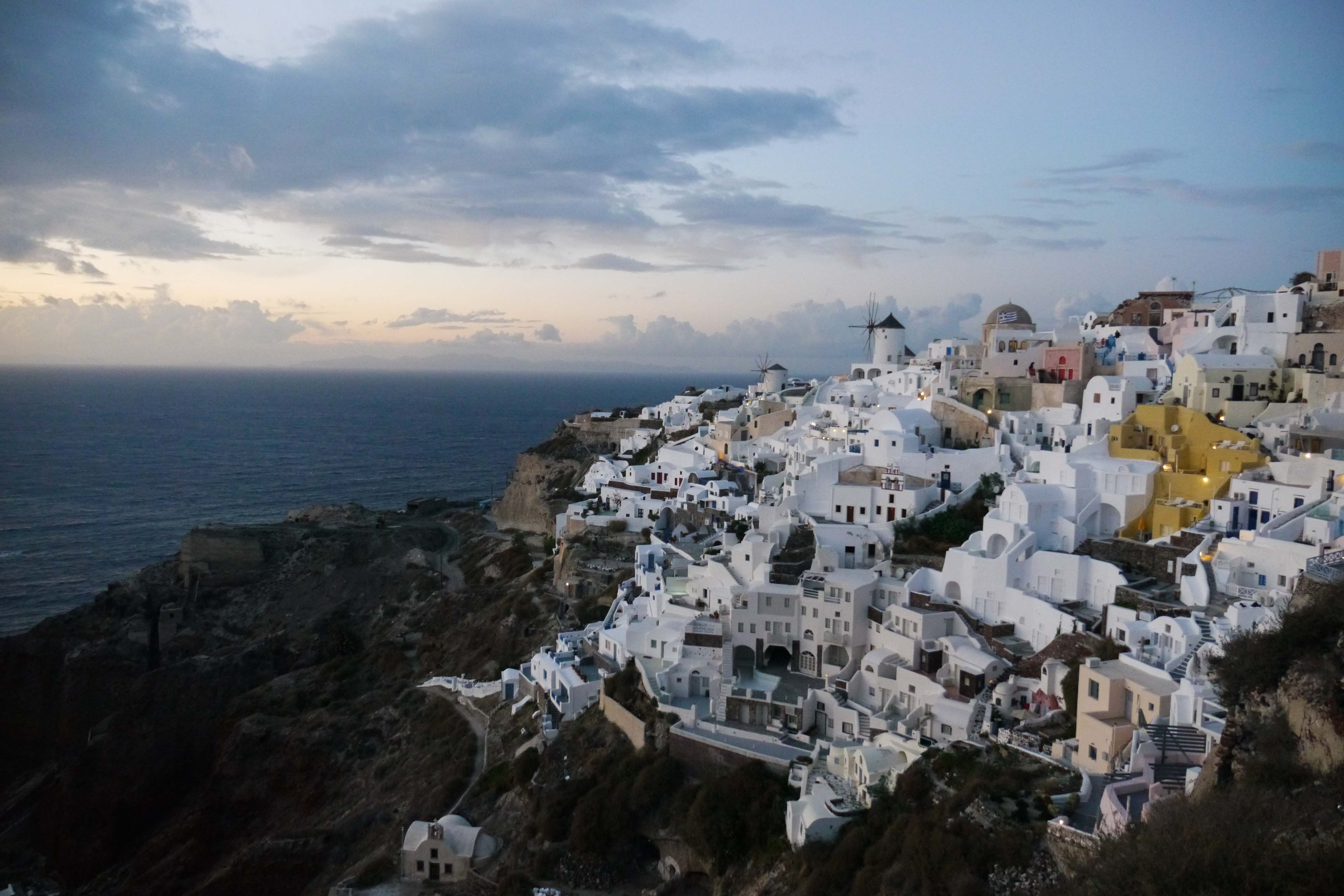 Em um orçamento? O melhor guia para Santorini 