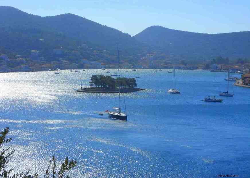 Idilio jónico:navegando entre las islas jónicas de Grecia 