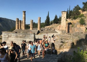 Delphi dan ramalan modern 