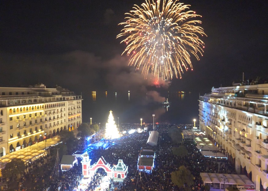 Keajaiban Natal memiliki pancaran Thessaloniki 