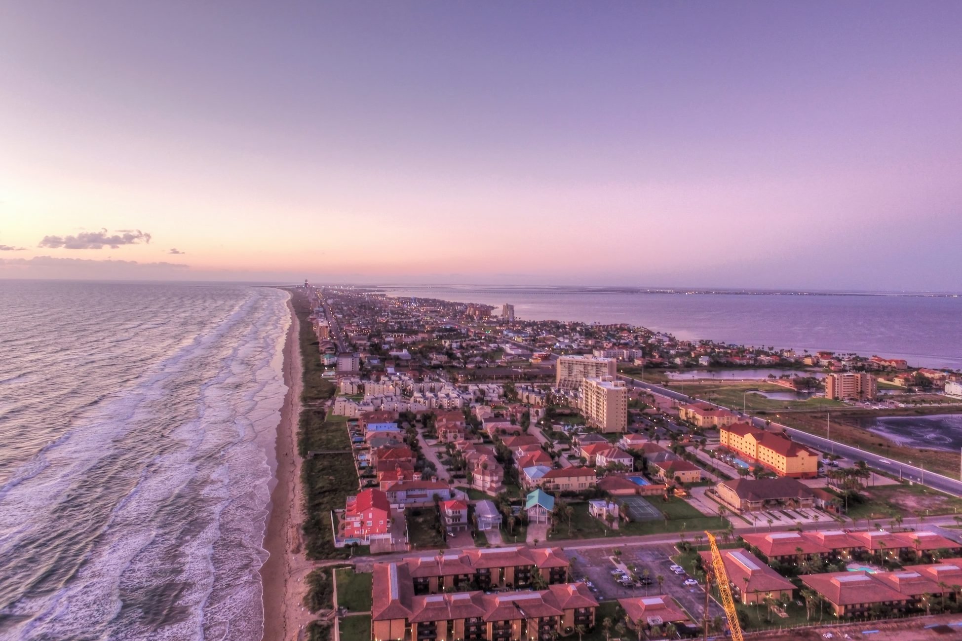 25 Liburan Natal Terbaik untuk Menghindari Dingin