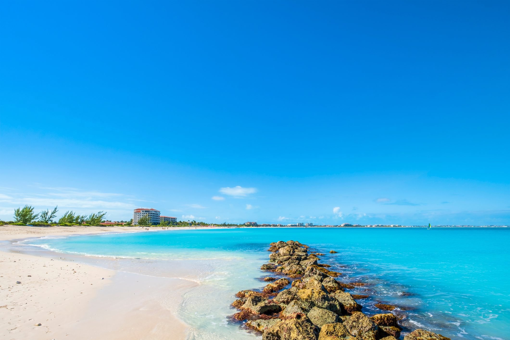 25 Liburan Natal Terbaik untuk Menghindari Dingin