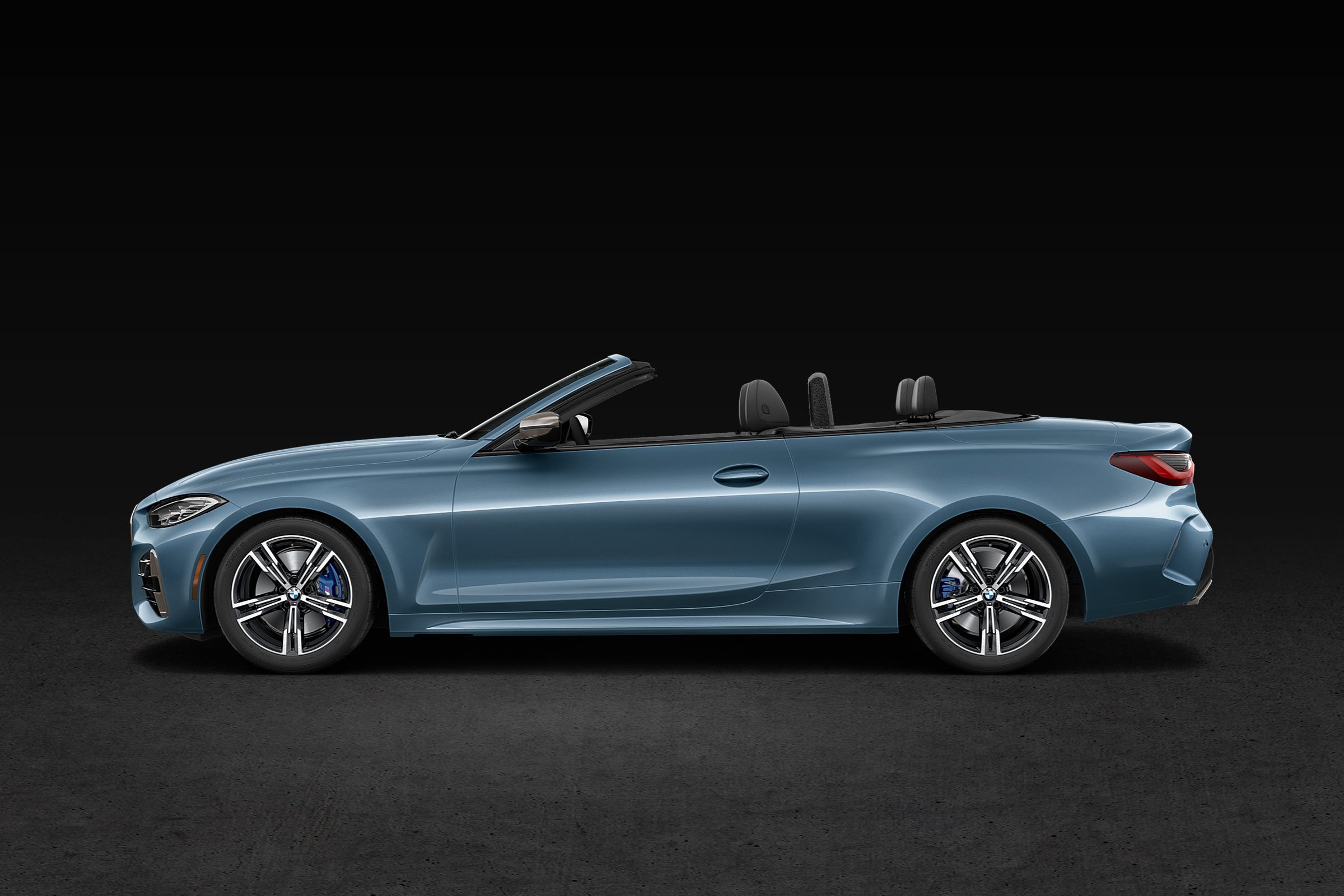 16 Mobil Road Trip Terbaik