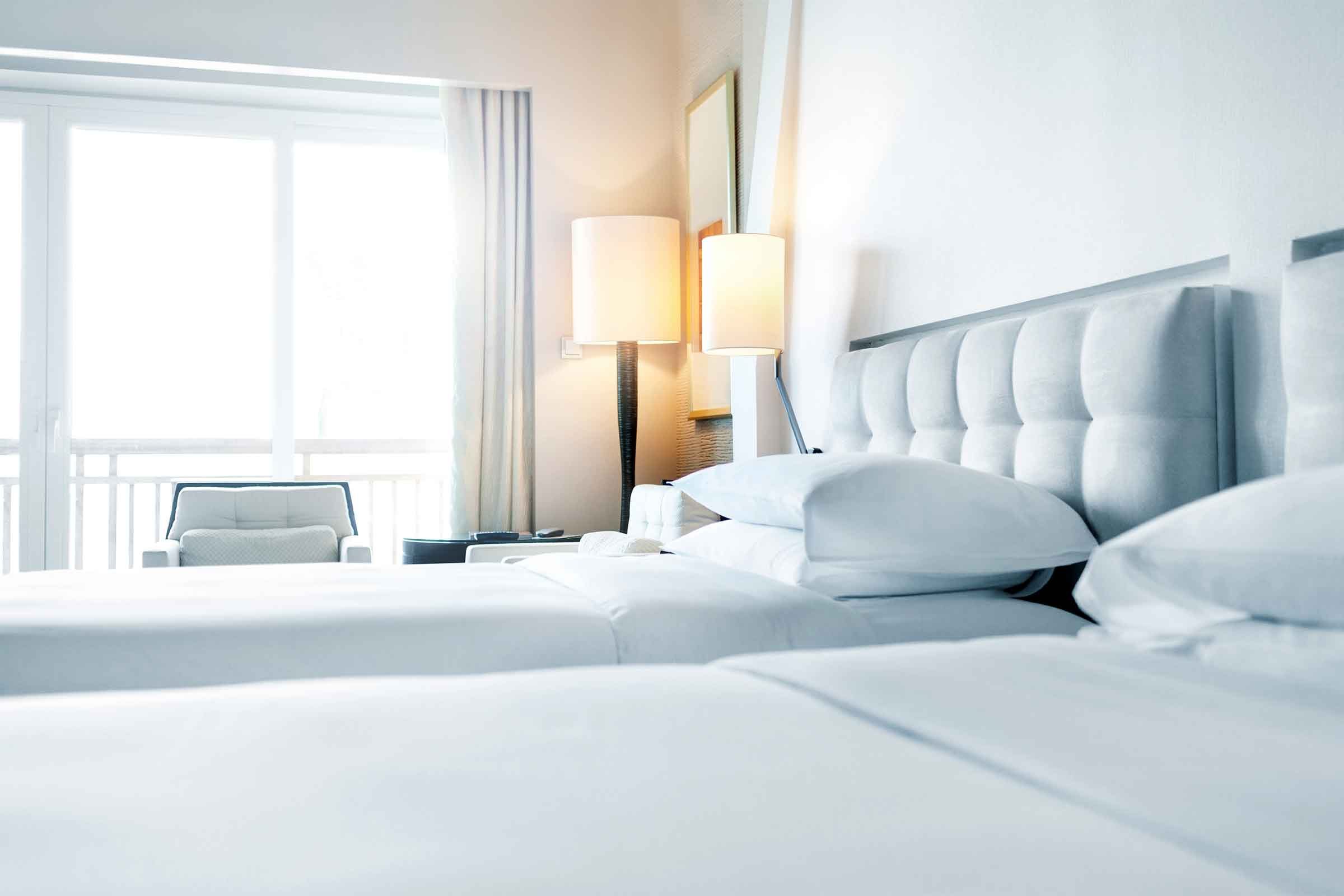 Copiez ces 16 astuces de décoration des chambres d hôtel pour rendre votre maison totalement charmante 