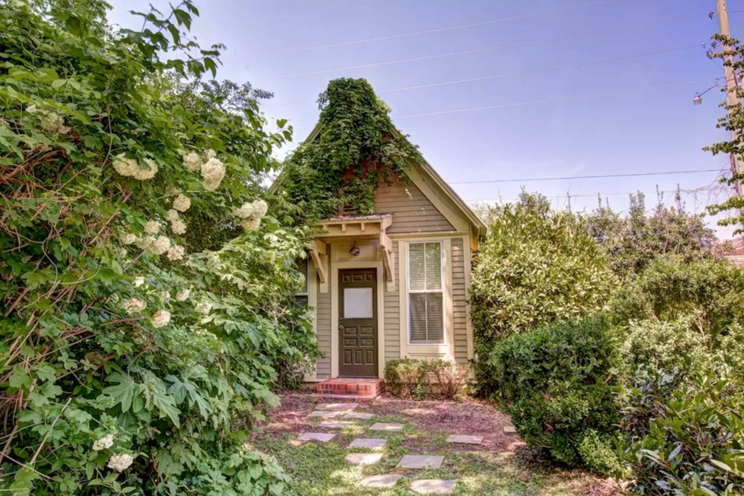 10 adoráveis ​​casas pequenas para alugar em todo o país 