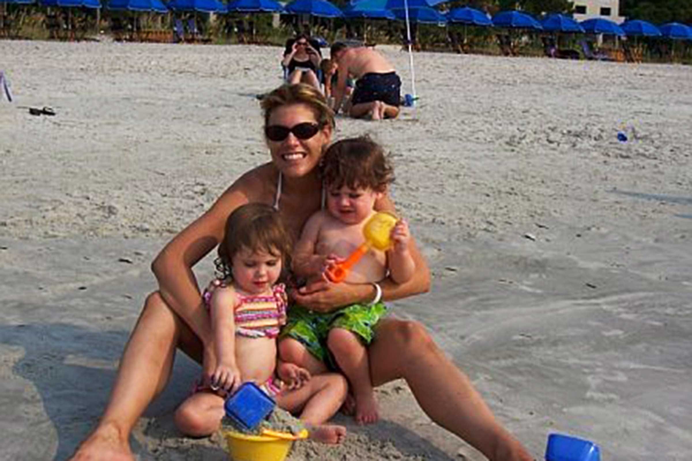10 ingeniosos salvavidas para un día de playa sin los que los padres nunca deben salir de casa 