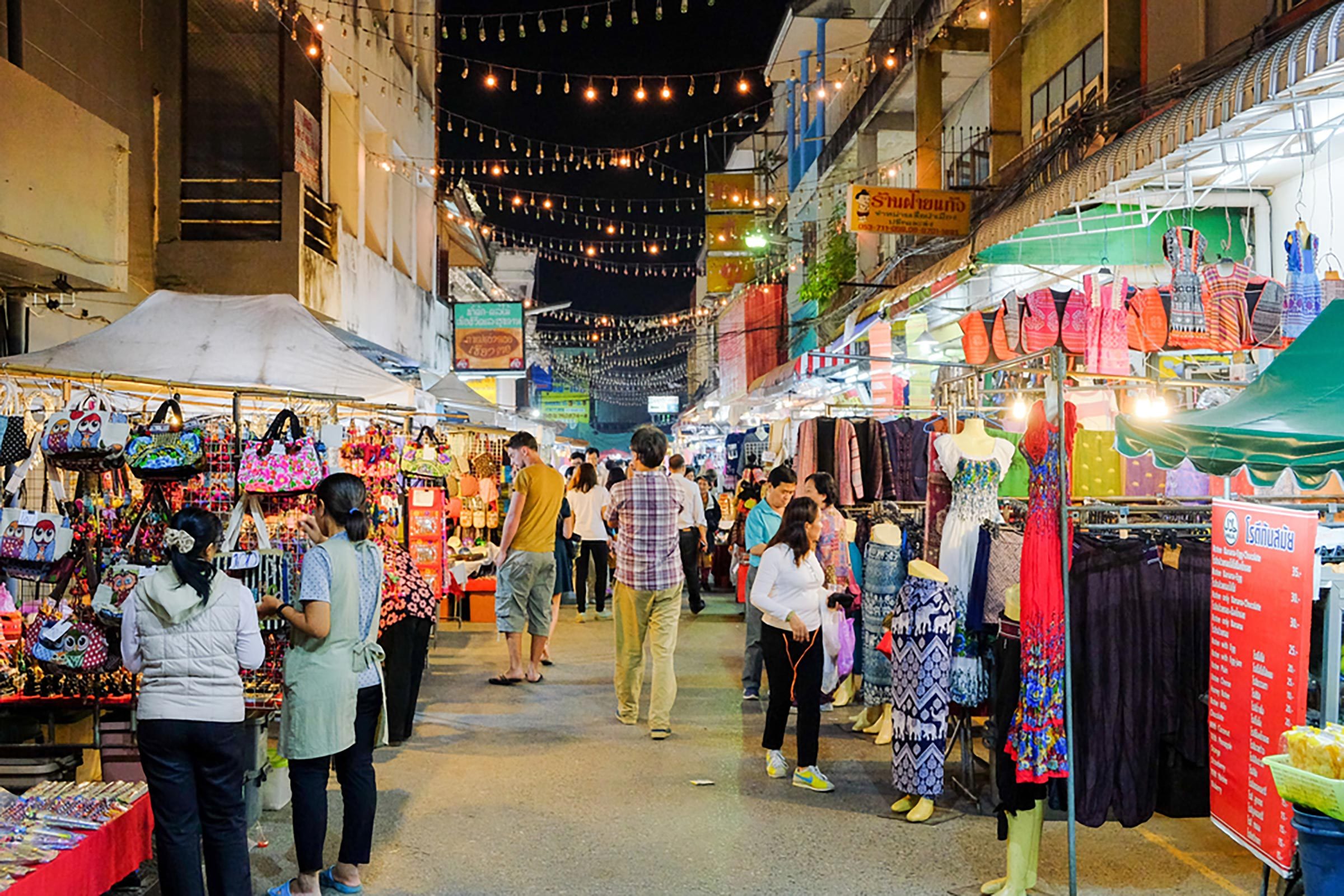 Bagaimana Mengubah Setiap Perjalanan menjadi Pengalaman yang Mengubah Hidup, dari Travel Guru Samantha Brown 