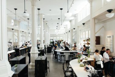 Jangan Baca Ini Jika Anda Lapar:10 Food Halls Terbaik di Amerika 