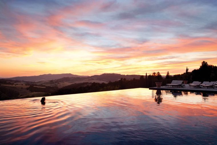 10 Infinity Pool Terindah di Seluruh Dunia 